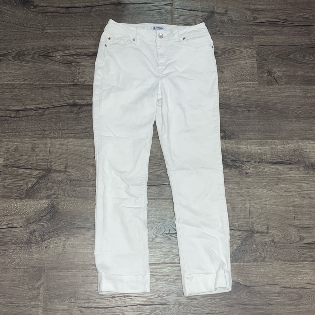 White Cropped Cuffed White Chino Djeans